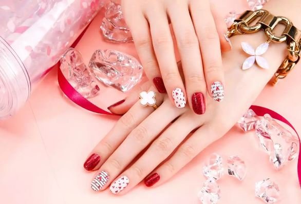 Creative Gel Polish Nail Art